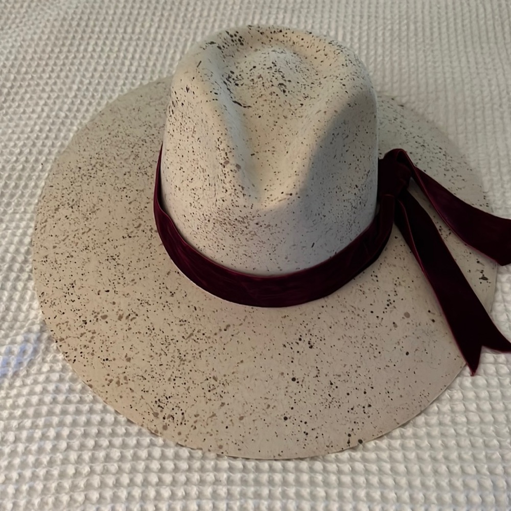 Size medium, Rocking C fashion, cowboy hat